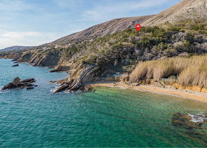 1 Bedroom Beautiful In