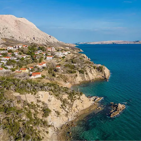 1 Bedroom Beautiful In Novalja