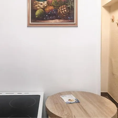 1 Bedroom In * Novalja