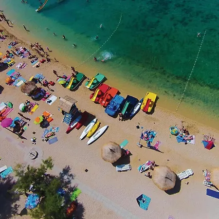 1 Bedroom Beautiful In