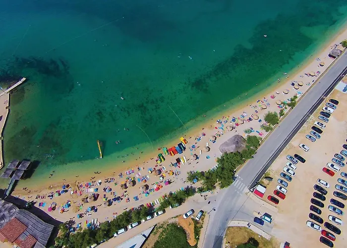 Apartment 1 Bedroom Beautiful In Novalja